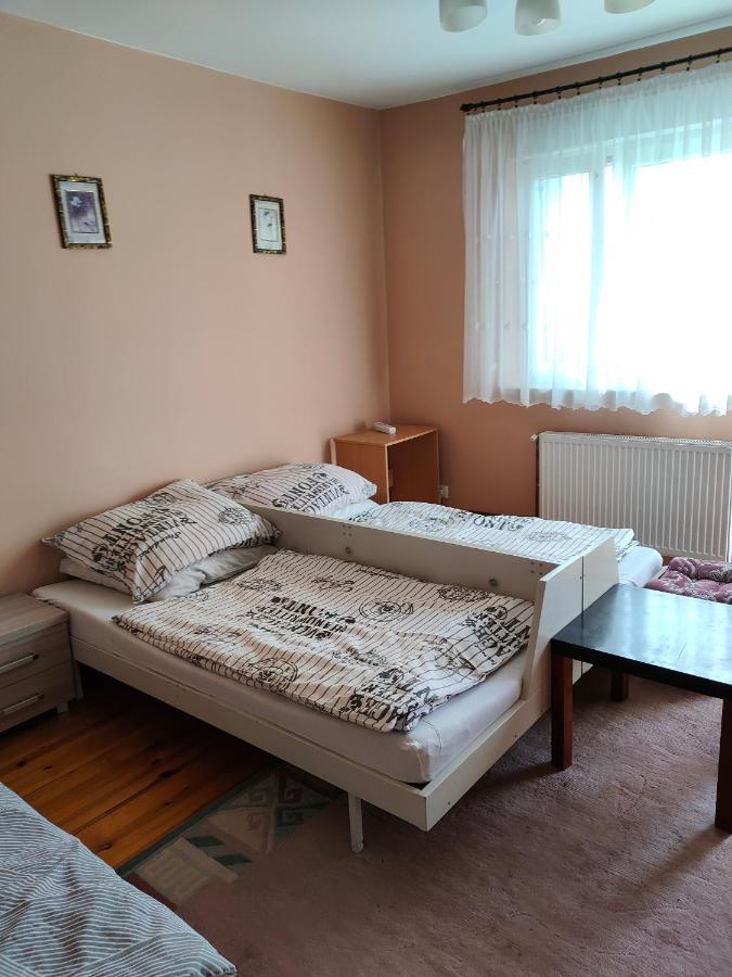 Noclegi Nowogrodziec Buitenkant foto